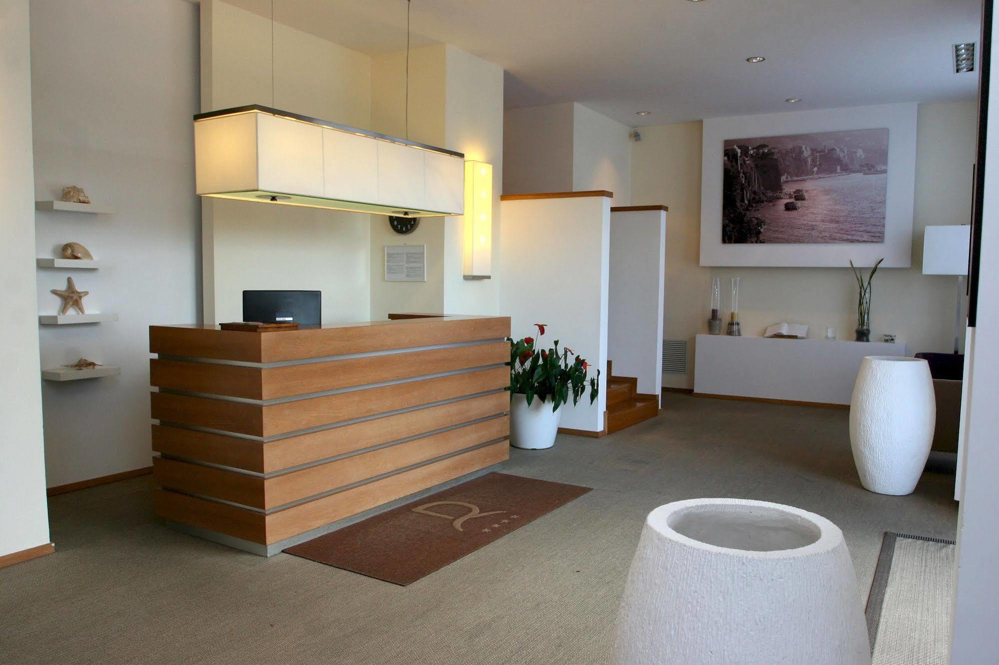 Rota Suites Sorrento Kültér fotó